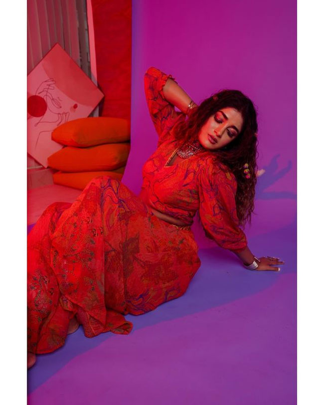 Staggering Poses Of Dimple Hayathi